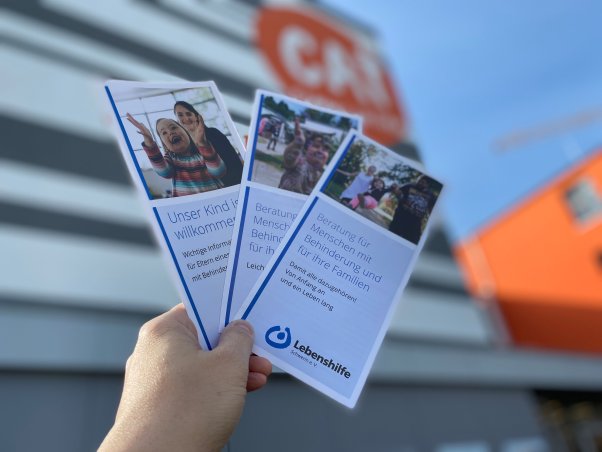 Drei Beratungsflyer